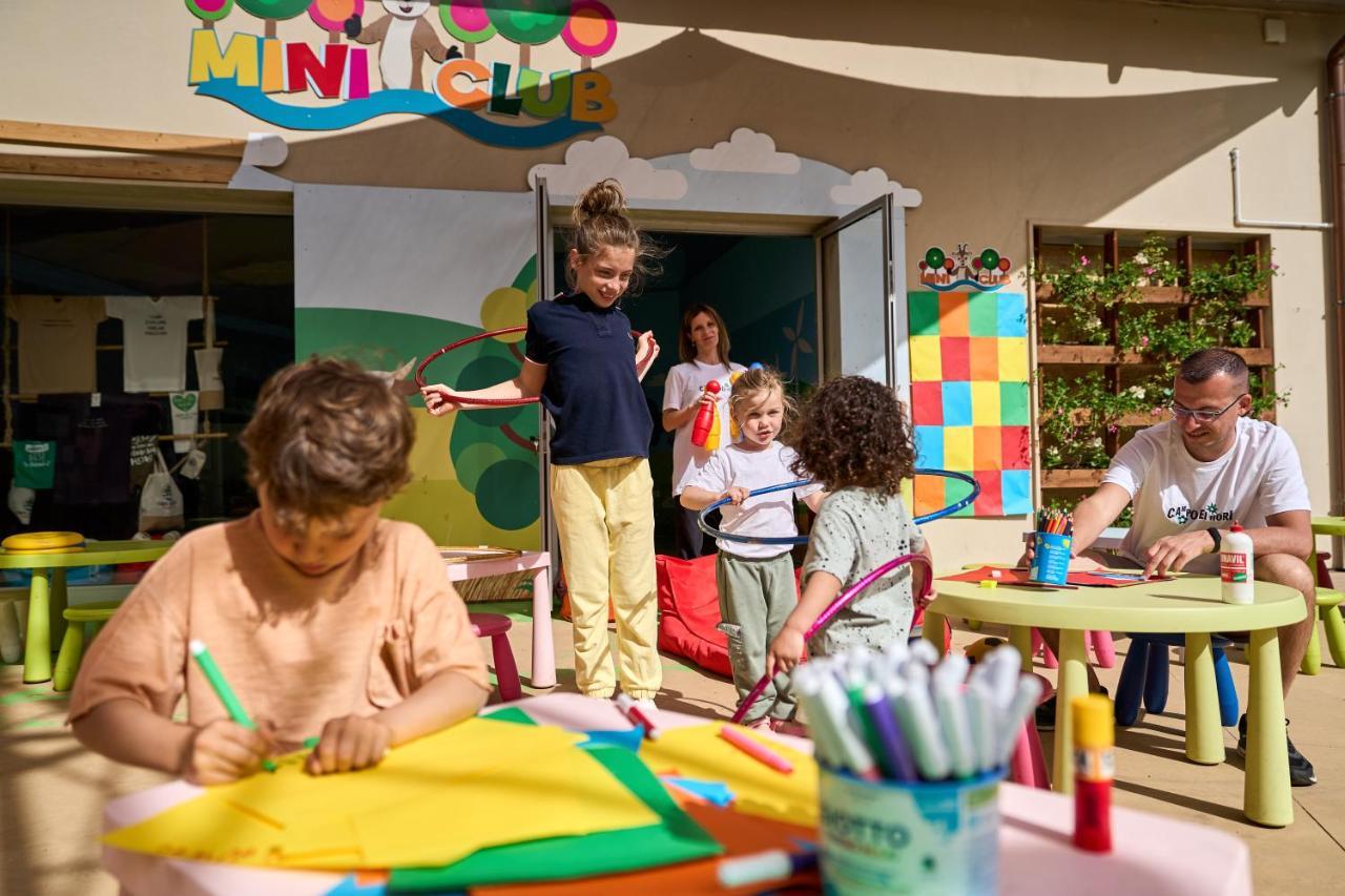 Camping Campo Dei Fiori - Glamping4All Vada Exterior photo